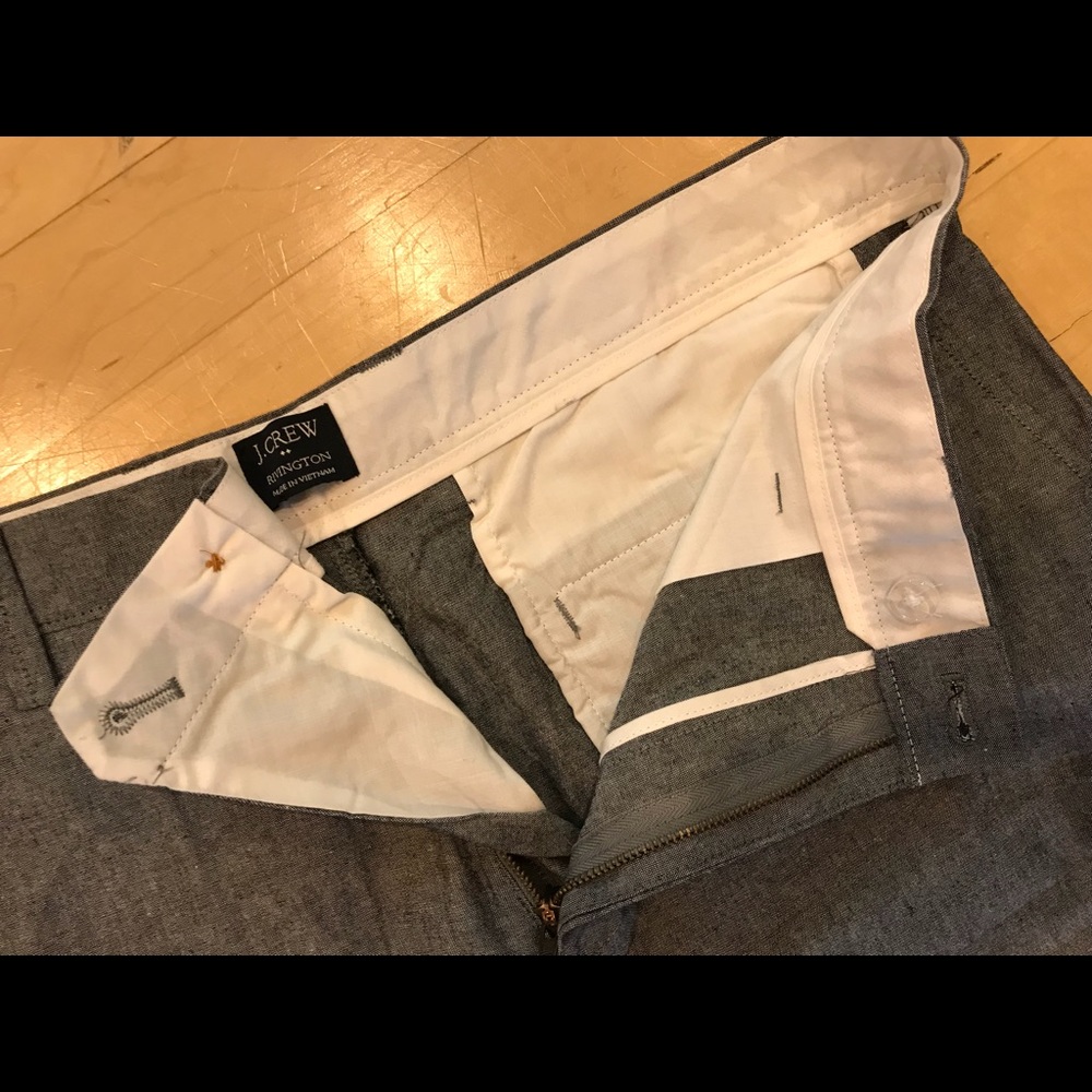 J Crew men’s shots. Size 32. Gray